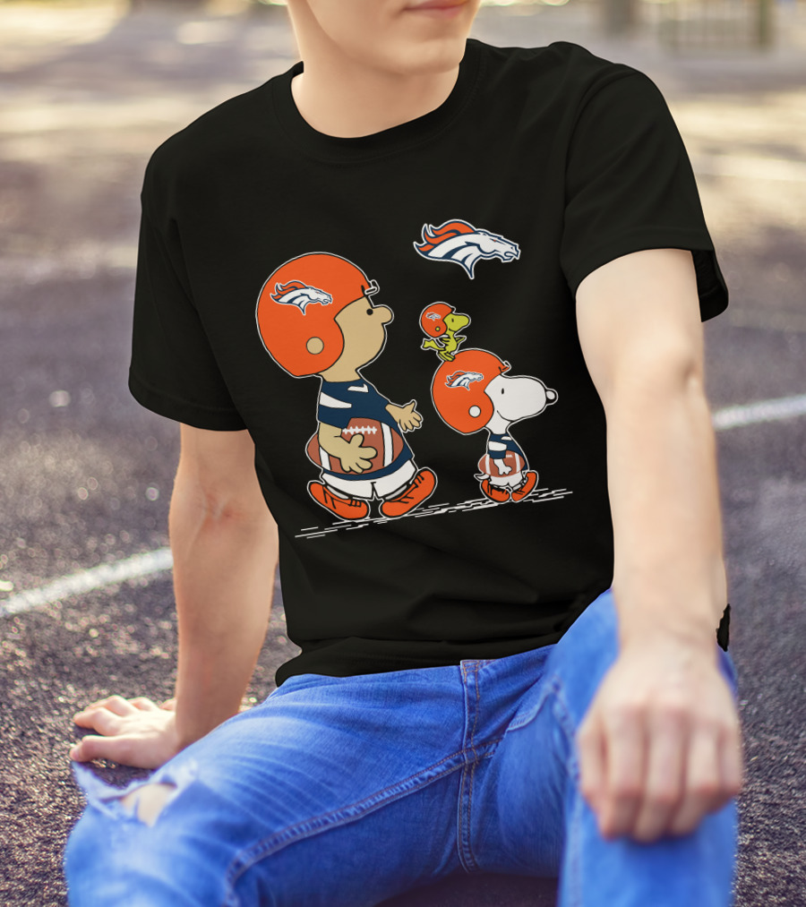 Broncos Snoopy Charlie Brown Woodstock Football Helmet T-Shirt
