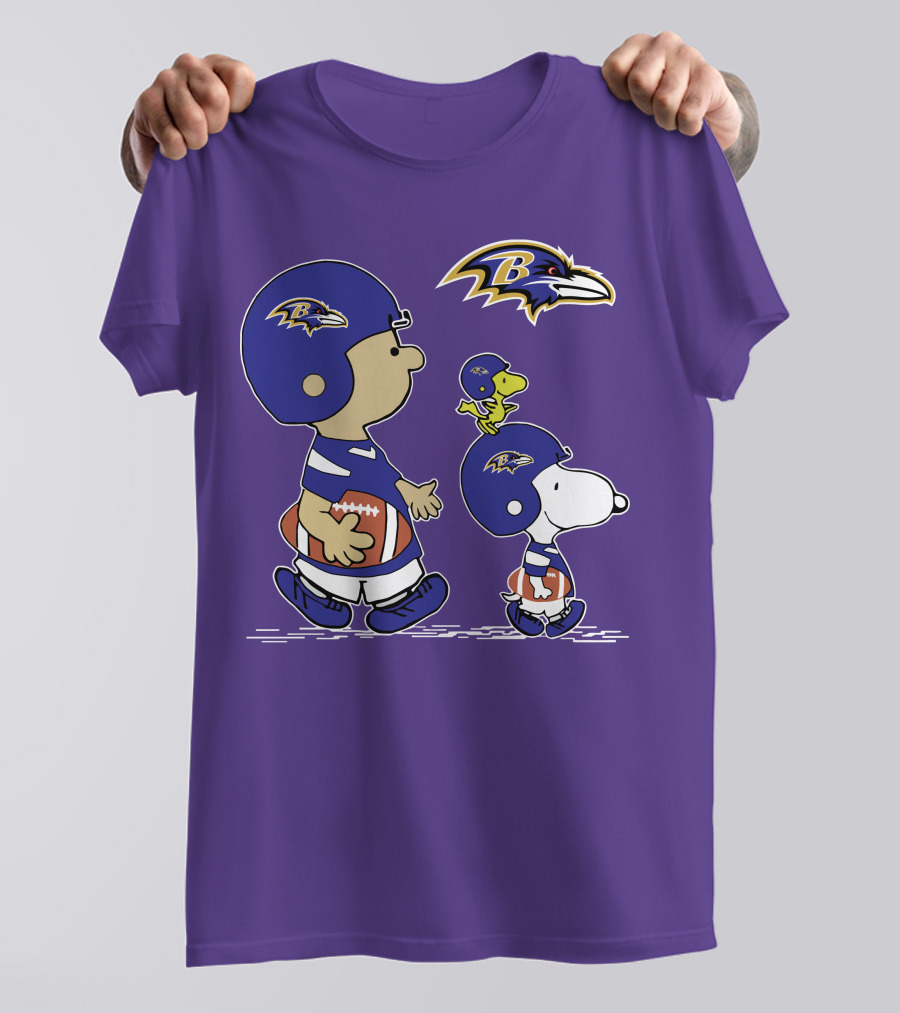 Baltimore Ravens Peanuts Snoopy And Woodstock Football T-Shirt
