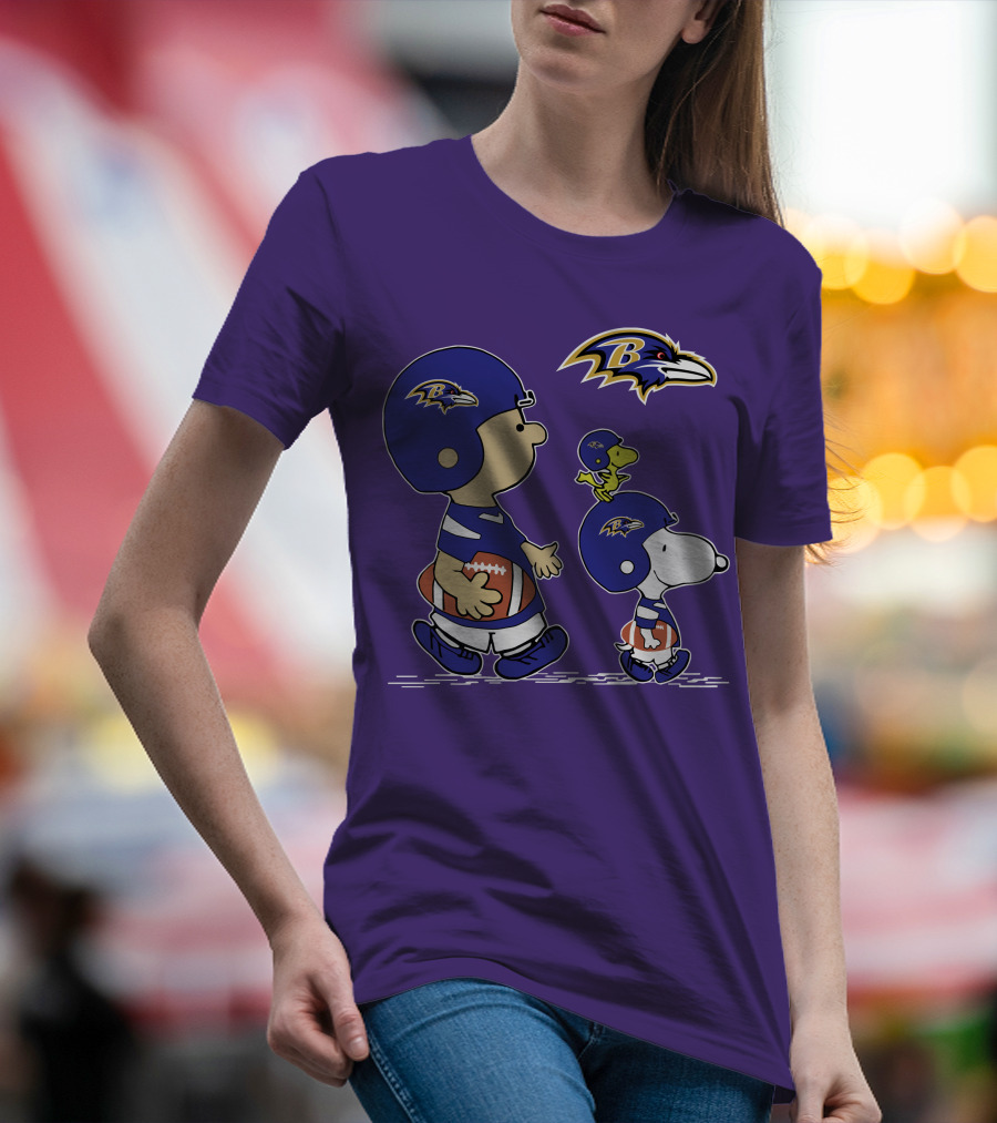 Baltimore Ravens Peanuts Snoopy And Woodstock Football T-Shirt