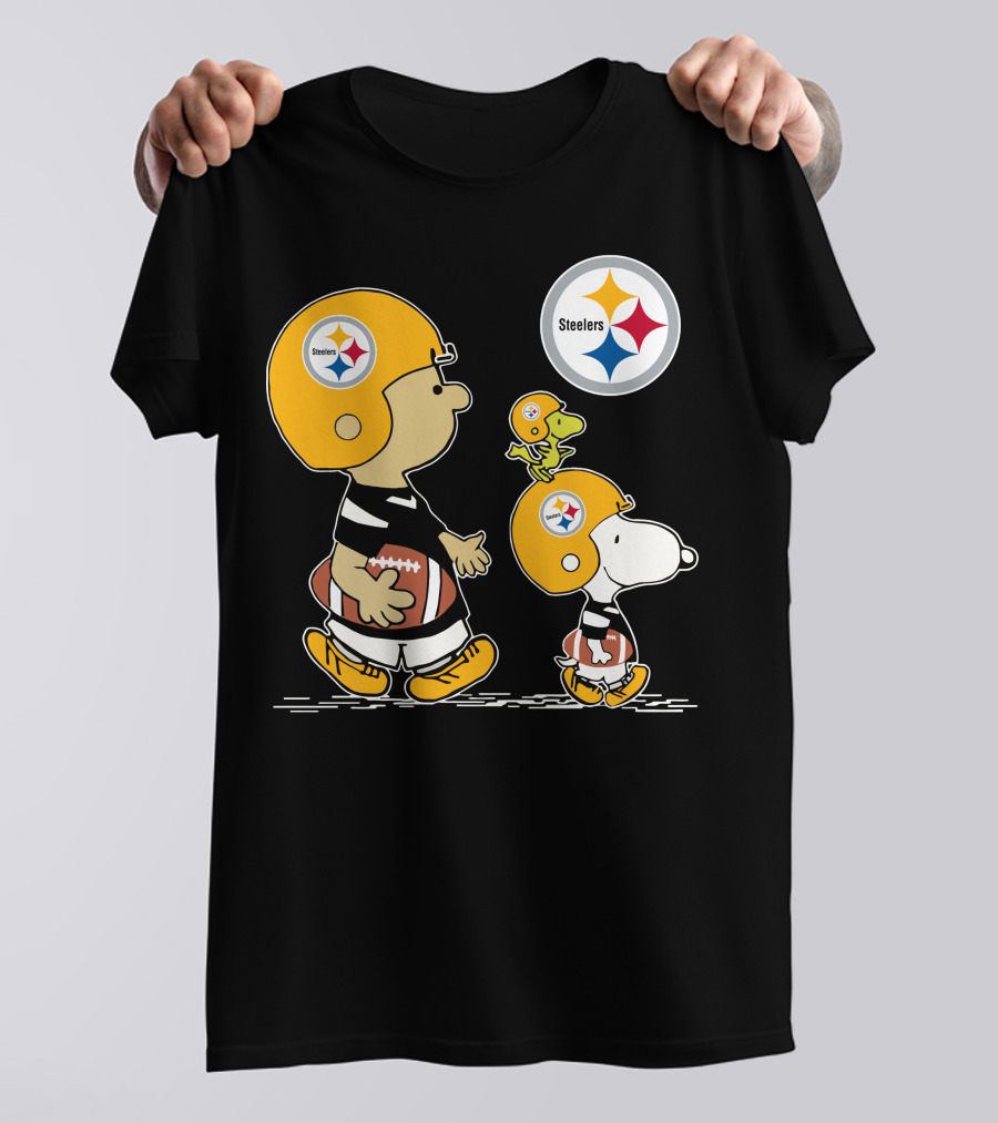 Steelers Snoopy Woodstock Charlie Brown Football Game Day Parade T-Shirt