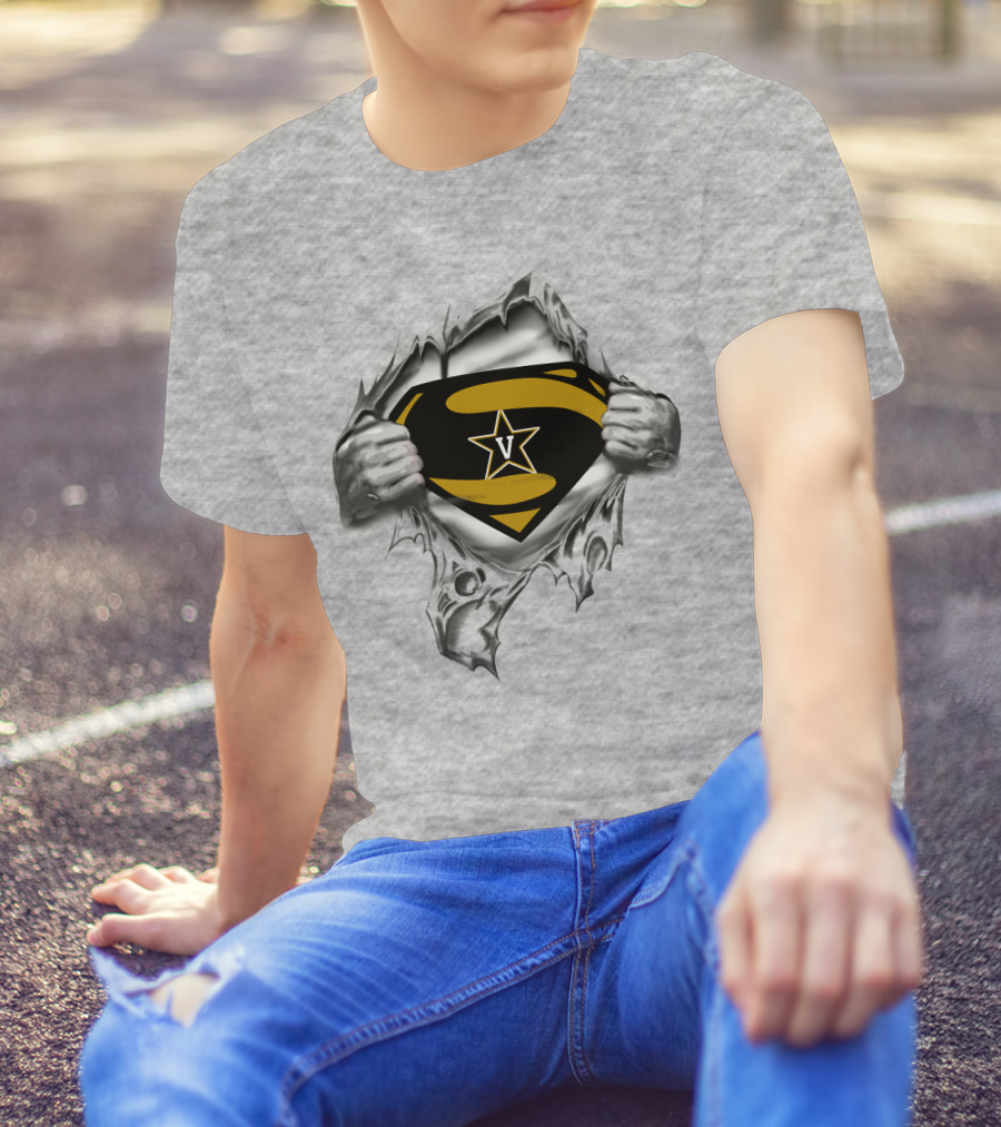 Vanderbilt Star Superhero Symbol Tear T-Shirt