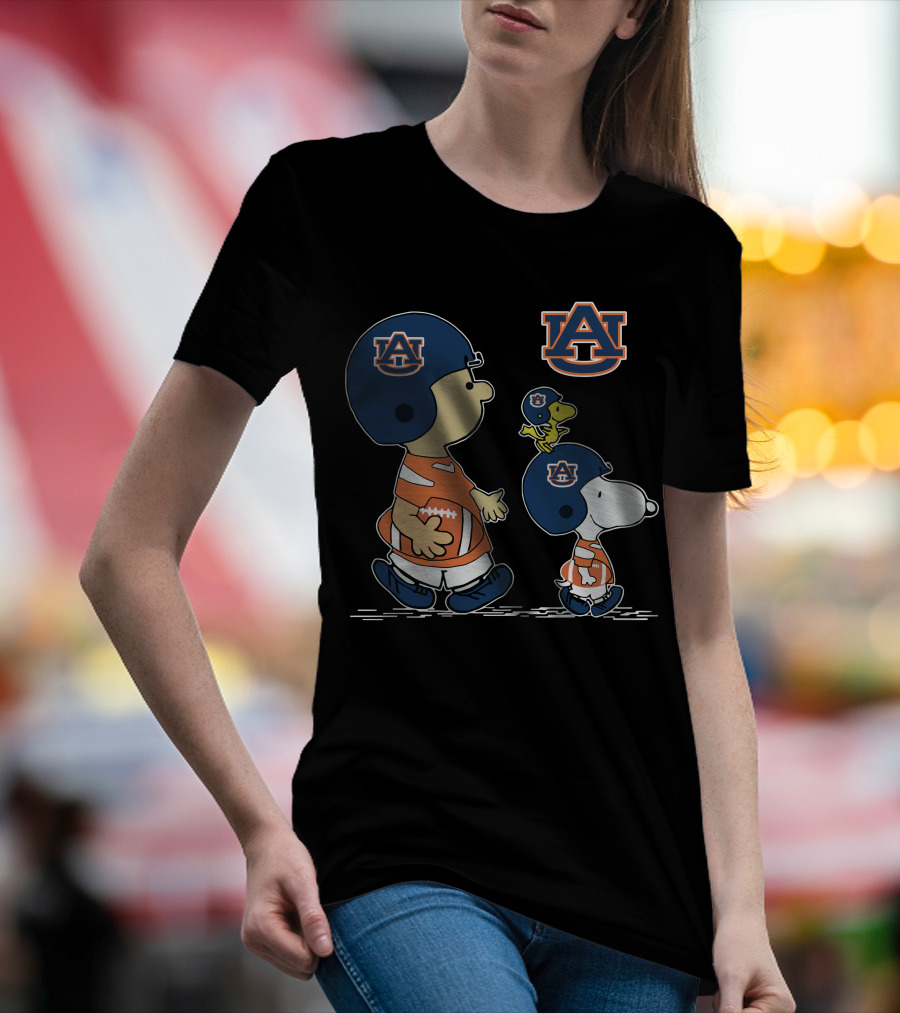 Auburn Tigers Snoopy And Woodstock Football Helmets Peanuts Collaboration T-Shirt