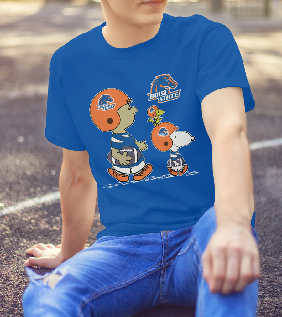 Boise State Broncos Peanuts Football Snoopy And Friends T-Shirt