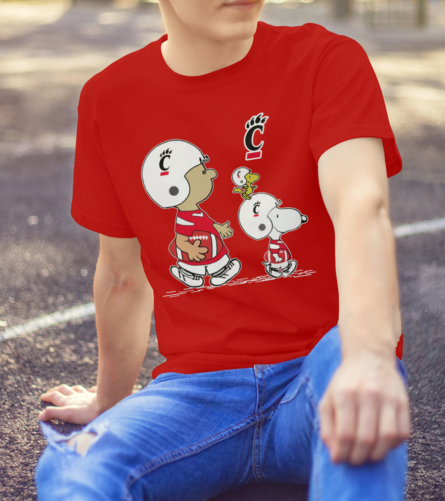 Cincinnati Bearcats Football Snoopy And Woodstock Game Day T-Shirt