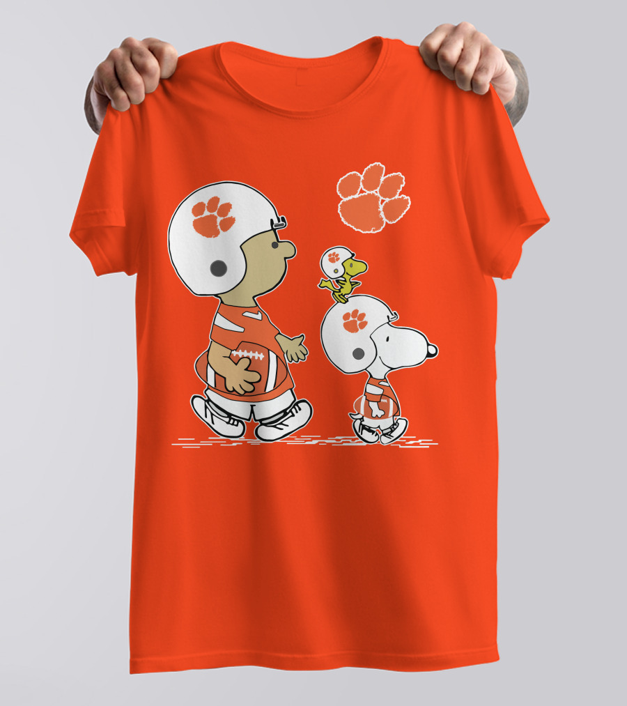 Clemson Tigers Snoopy Football Helmets And Paw Print Charlie Brown Woodstock T-Shirt