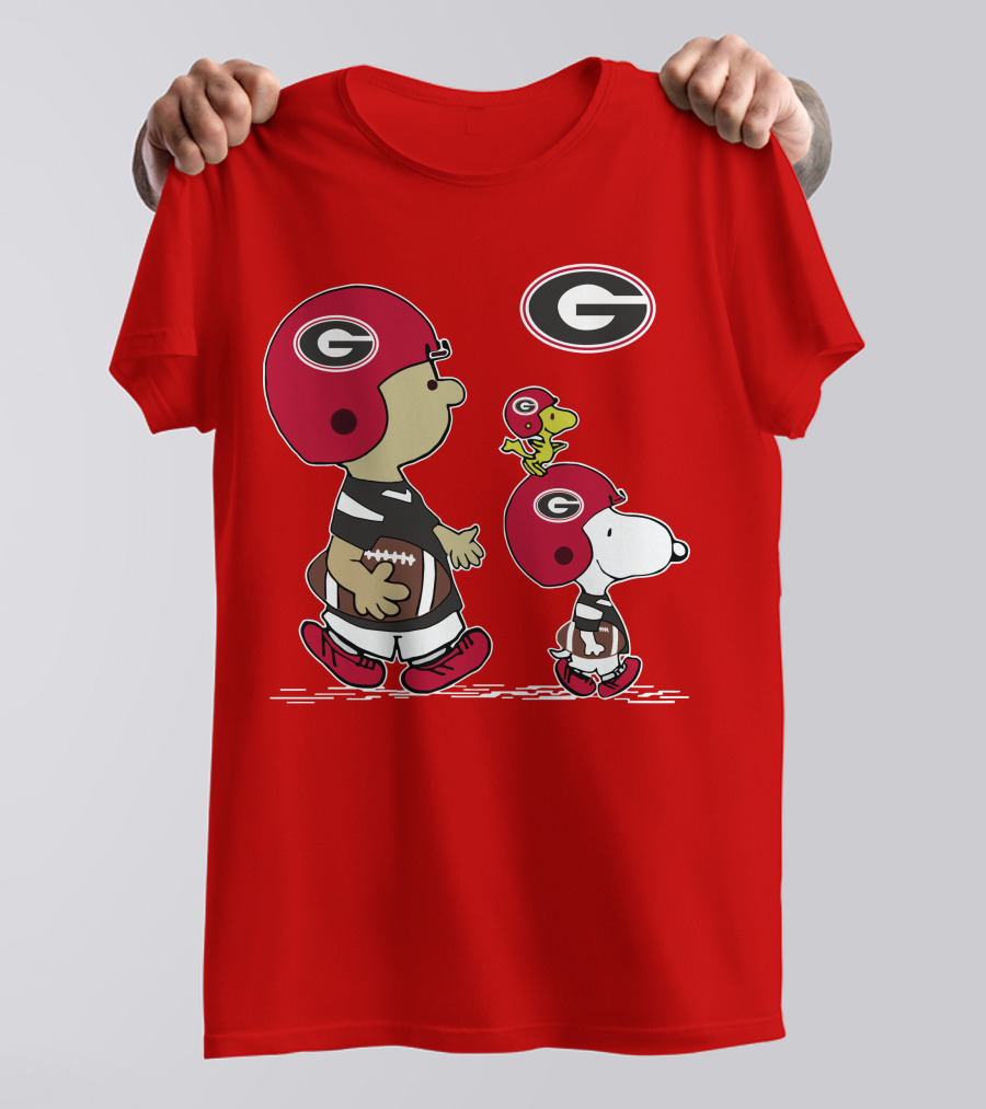 Georgia Bulldogs Snoopy And Woodstock Football Helmets T-Shirt