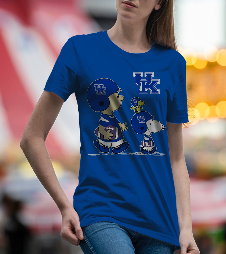 Kentucky Wildcats Snoopy Woodstock Uk Football Peanuts Characters T-Shirt