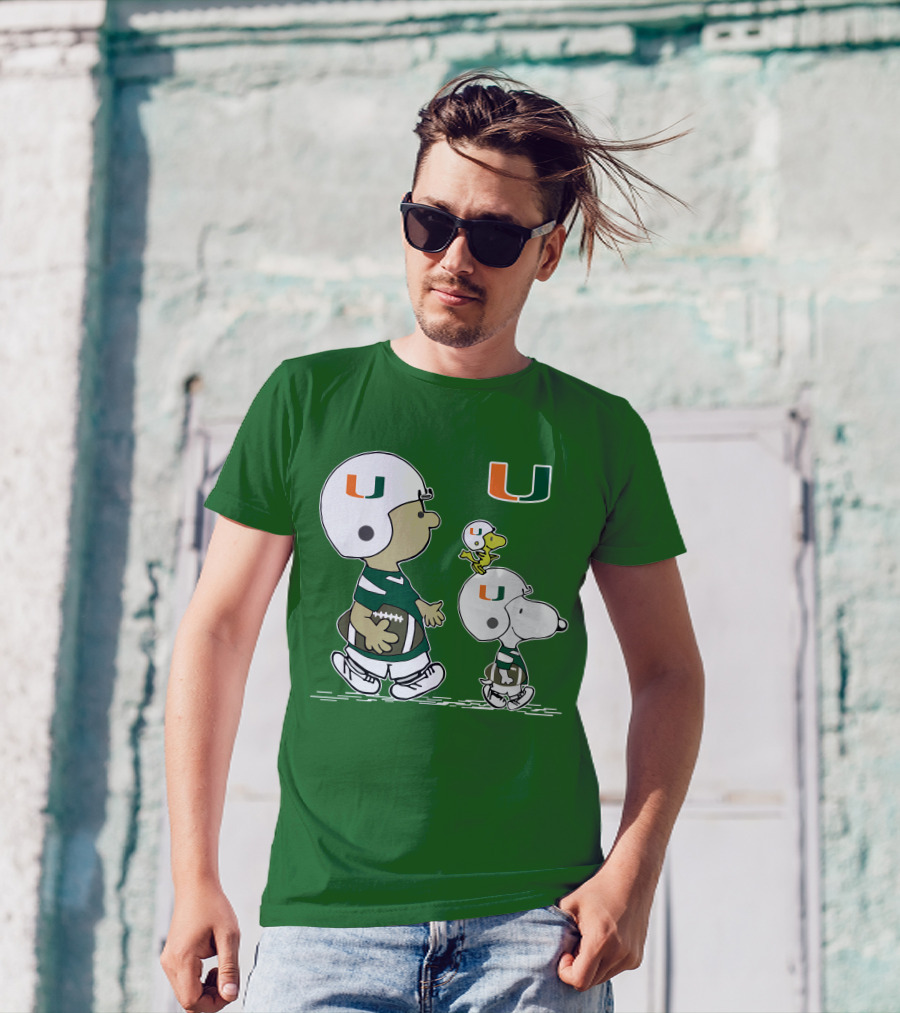 Miami Hurricanes Snoopy And Woodstock Football Helmets Peanuts Comic T-Shirt