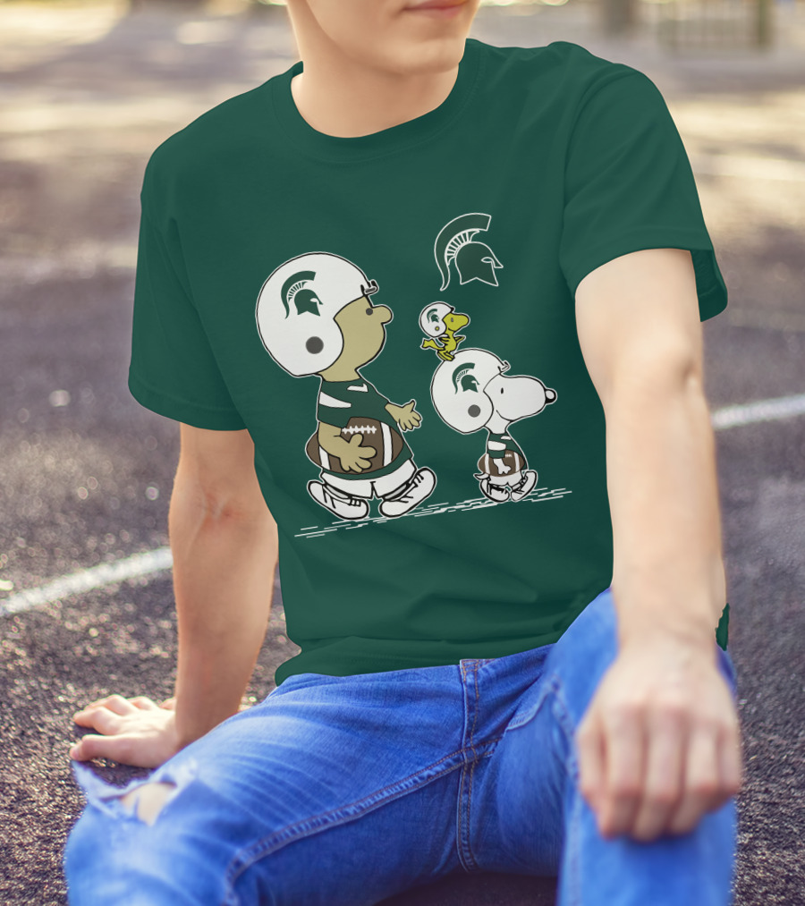 Michigan State Spartans Snoopy And Woodstock Football Gear T-Shirt