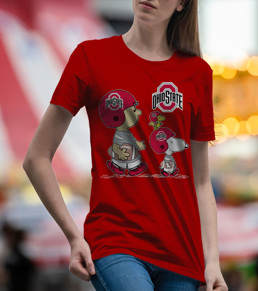Ohio State Football Snoopy And Woodstock Peanuts Sports Gear T-Shirt
