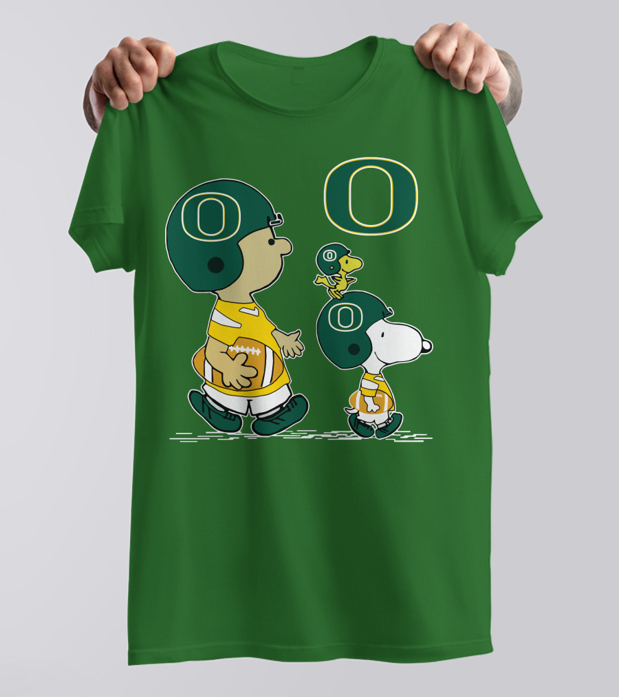 Oregon Ducks Snoopy Charlie Brown Woodstock Football Helmet Peanuts T-Shirt