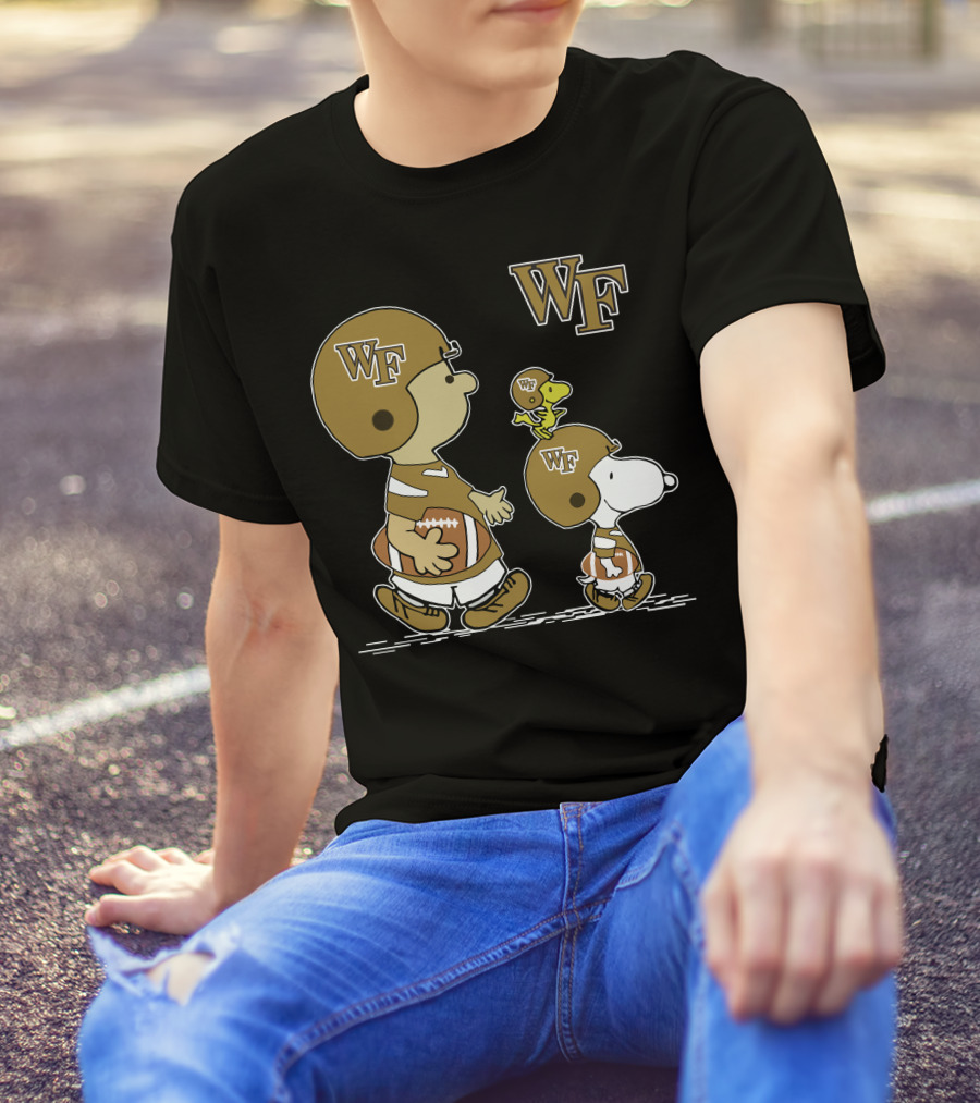 Wake Forest Demon Deacons Snoopy Woodstock T-Shirt