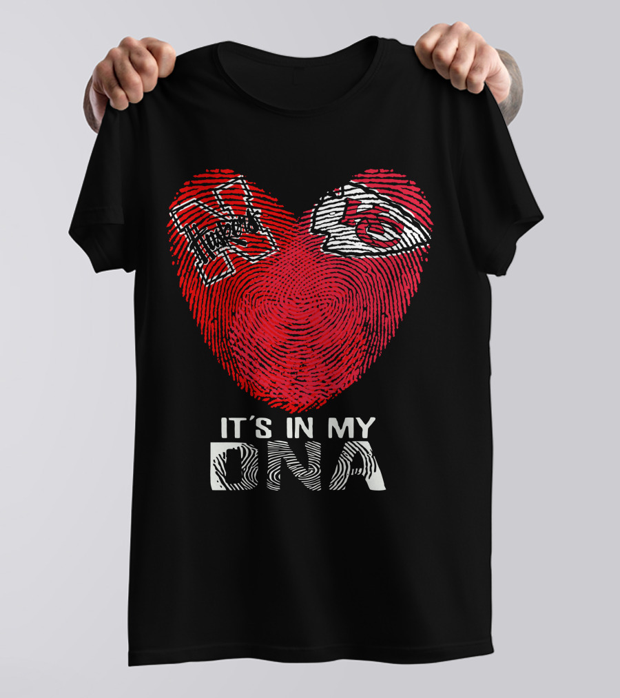 Nebraska Cornhuskers Kansas City Chiefs It's In My DNA Fingerprint Heart T-Shirt