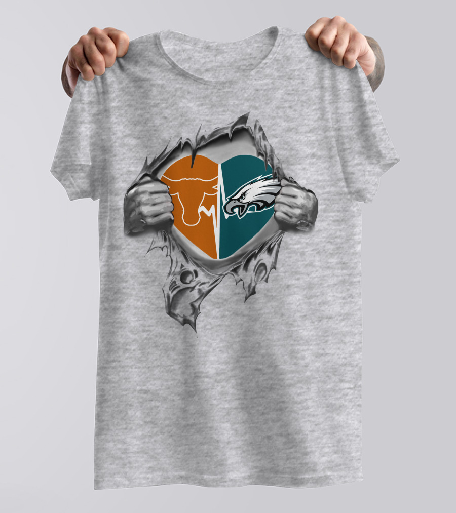 Texas Longhorn Eagles Heart Rip T-Shirt