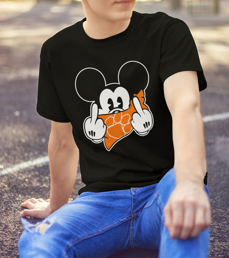 Clemson Tigers Mickey Mouse Face Mask Gesture T-Shirt