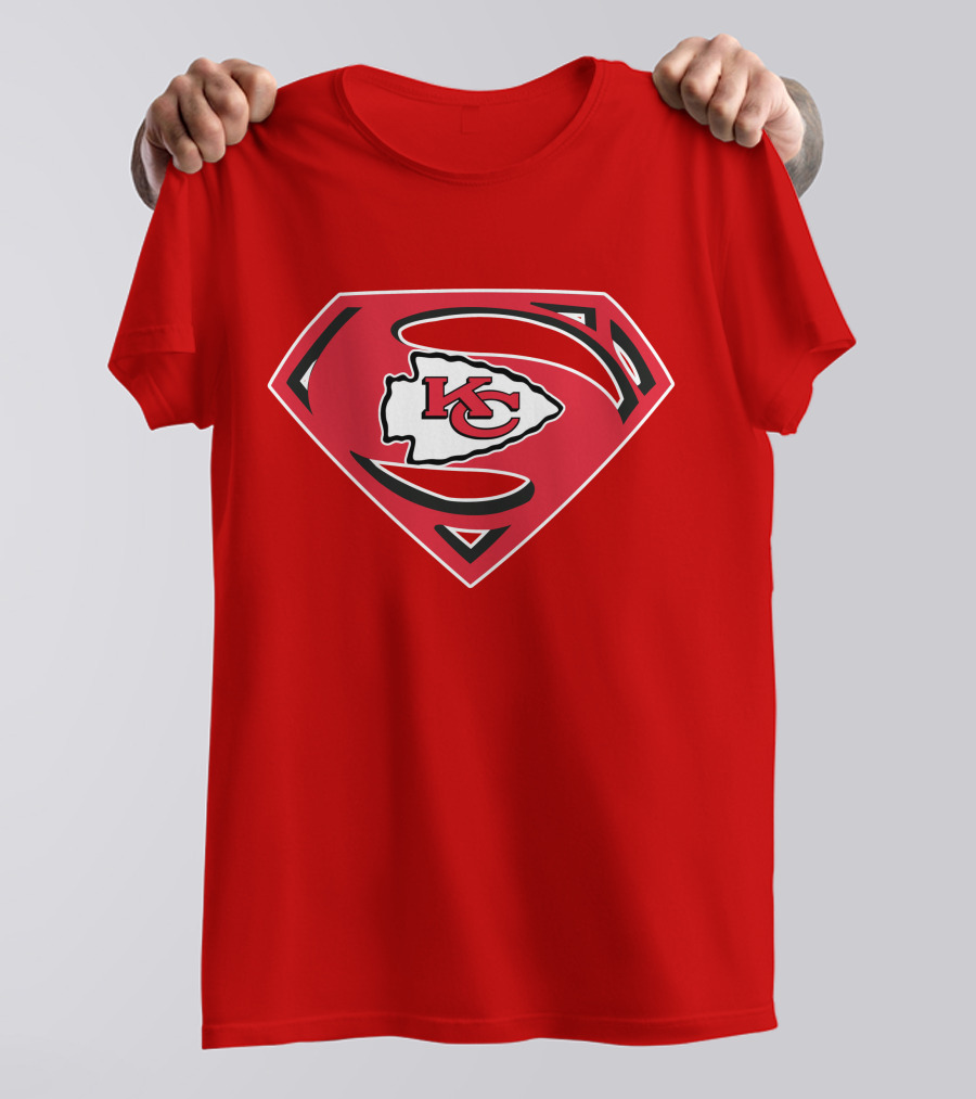 Kansas City Chiefs Superman Logo Badge T-Shirt