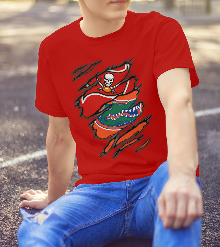 Buccaneers Gators Skull Football And Alligator Dual Logo Burst T-Shirt