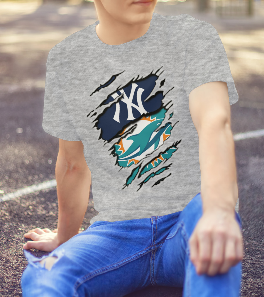 New York Yankees Miami Dolphins Torn Layered T-Shirt