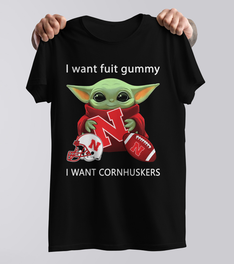I Want Fuit Gummy I Want Cornhuskers Yoda With Nebraska Football Helmet And Ball T-Shirt