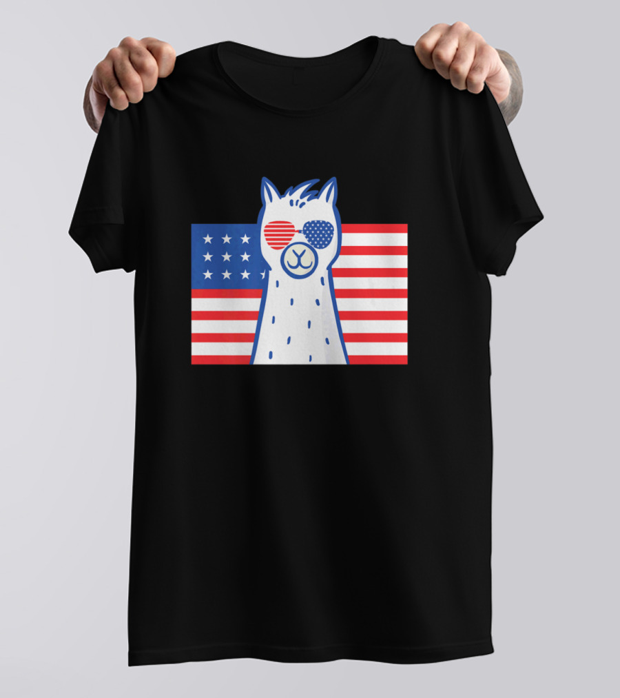 Llama American Flag Stars And Stripes 4th Of July T-Shirt