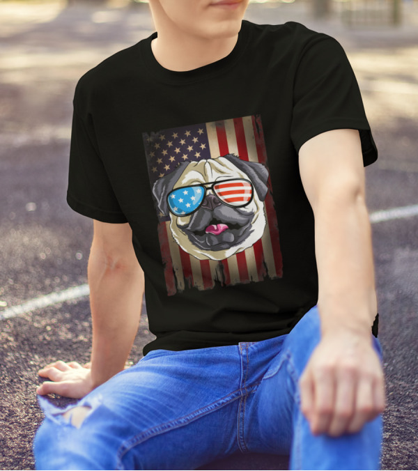 Pug With American Flag Sunglasses On 4th Of July Flag T-Shirt