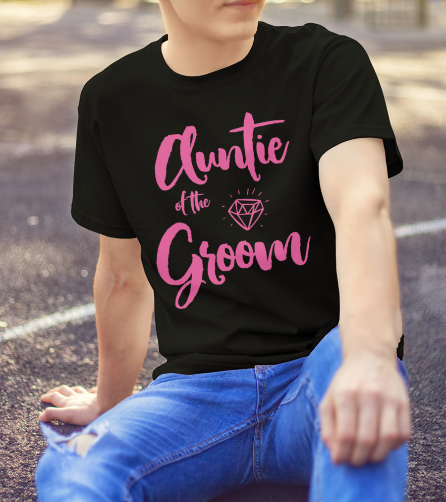 Auntie Of The Groom Pink Diamond Bridal Party T-Shirt
