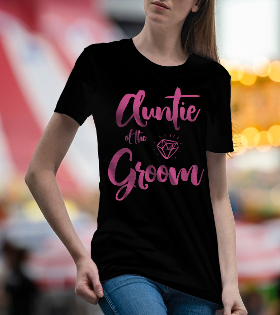 Auntie Of The Groom Pink Diamond Bridal Party T-Shirt