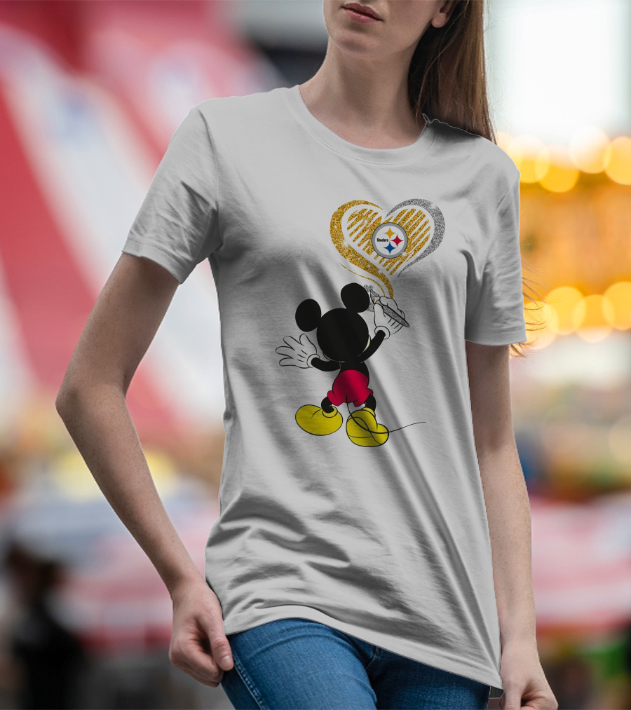 Mickey Mouse Heart Art Pittsburgh Steelers T-Shirt