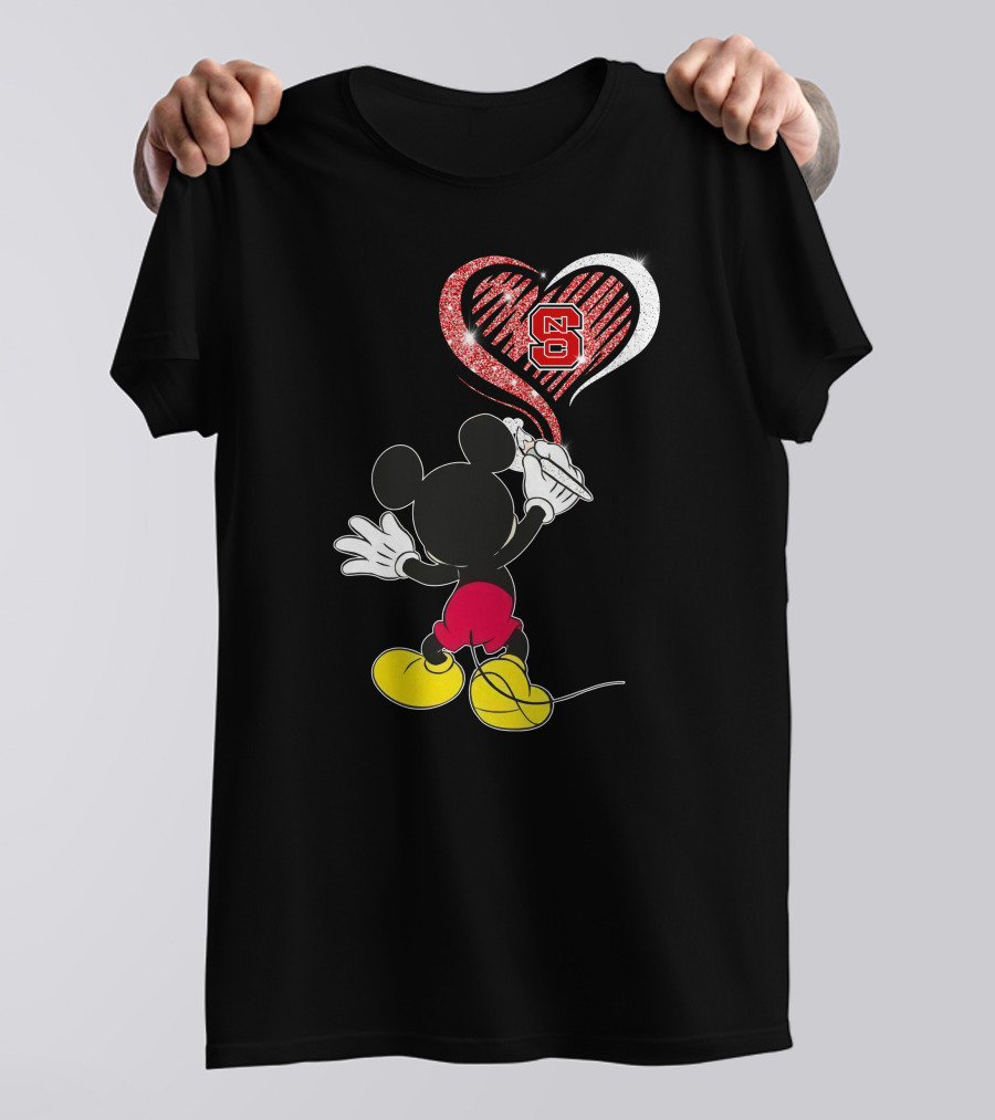 Mickey Drawing Heart Nc State Wolfpack T-Shirt