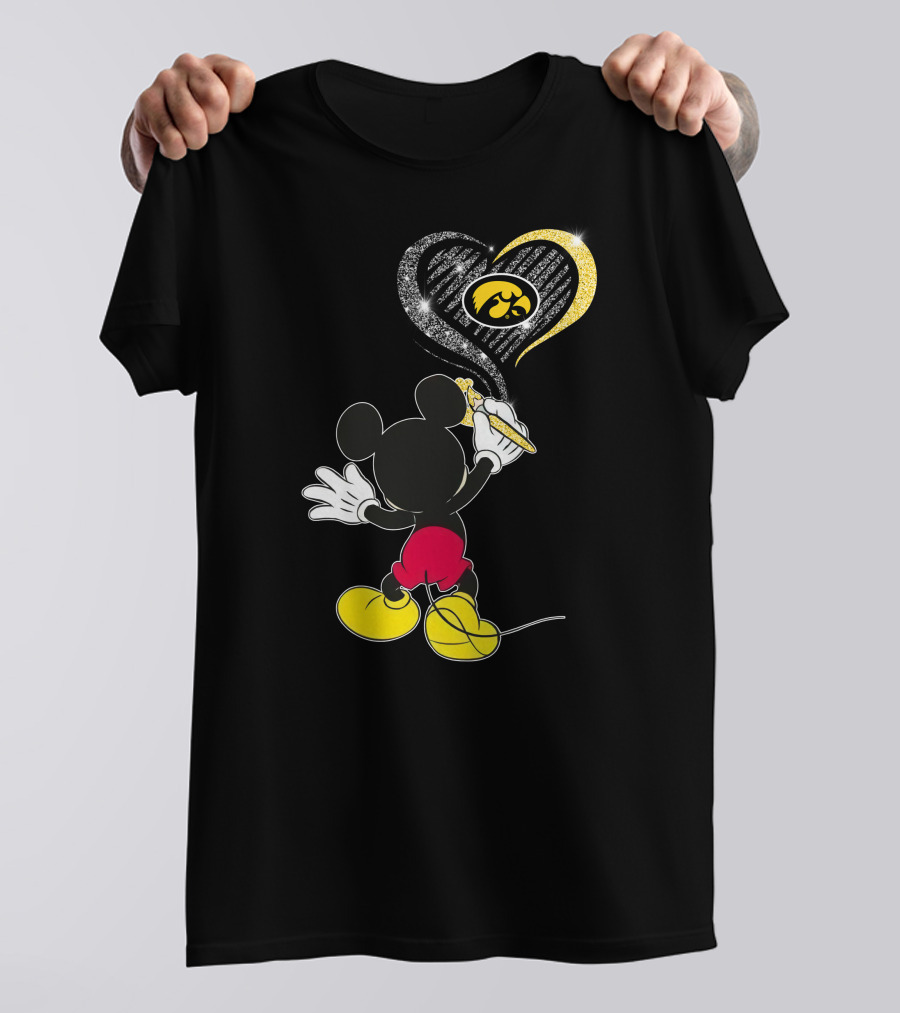 Mickey Painting Iowa Hawkeyes Heart T-Shirt