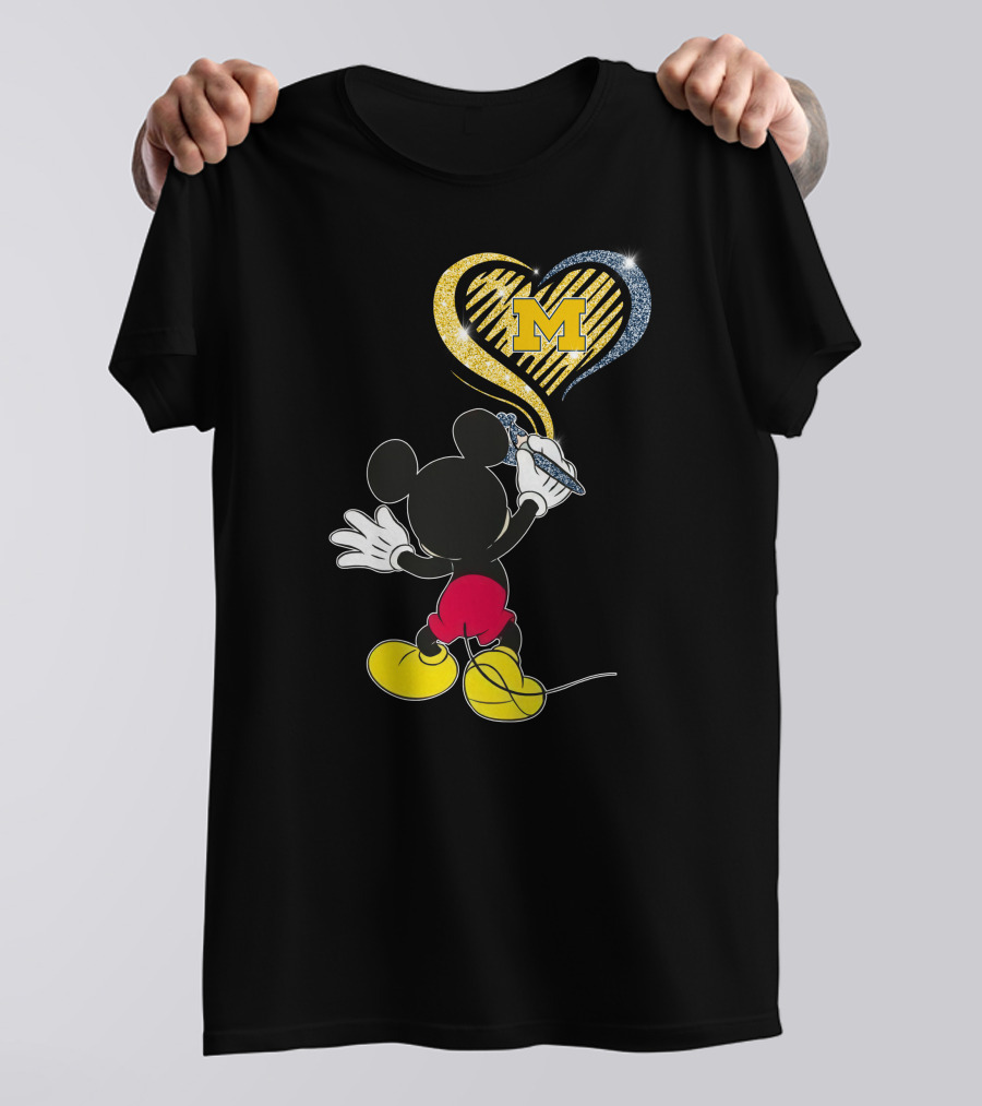 Mickey Mouse Drawing Heart With Michigan Wolverines T-Shirt