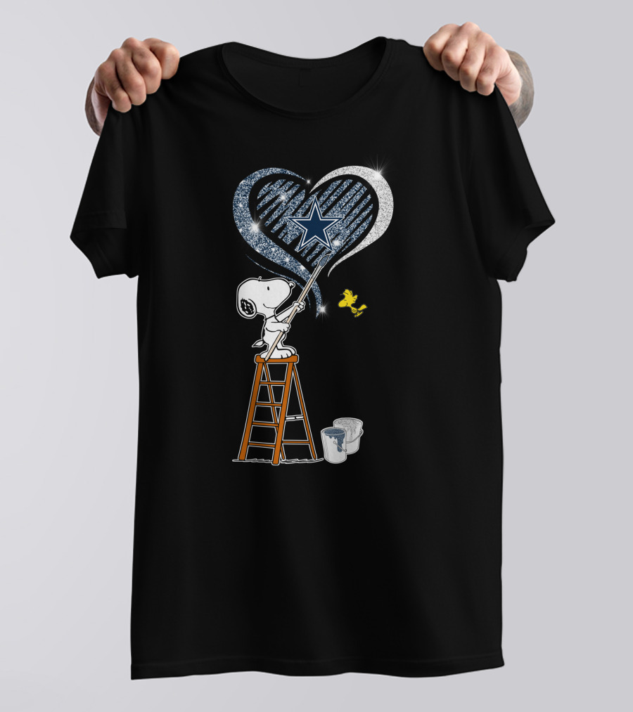 Snoopy And Woodstock Painting Glittery Heart With Dallas Cowboys Star T-Shirt