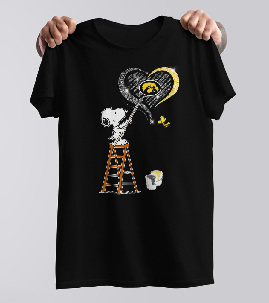 Snoopy Painting Iowa Hawkeyes Heart Ncaa T-Shirt