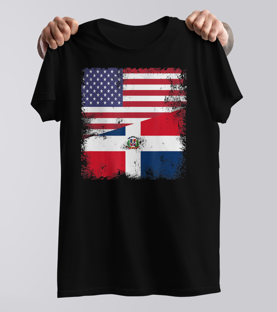 Half Dominican Flag Vintage USA American Dominican Grunge T-Shirt
