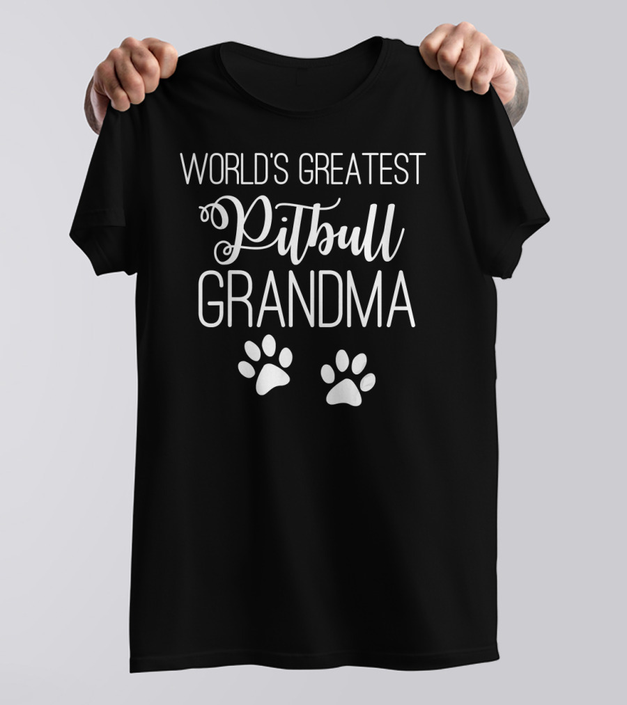 WORLD'S GREATEST PITBULL GRANDMA PAW PRINT LOVE T-Shirt