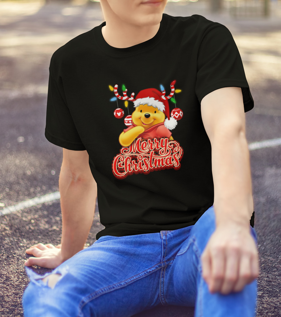 Merry Christmas Pooh Santa Hat Festive Lights Antlers T-Shirt