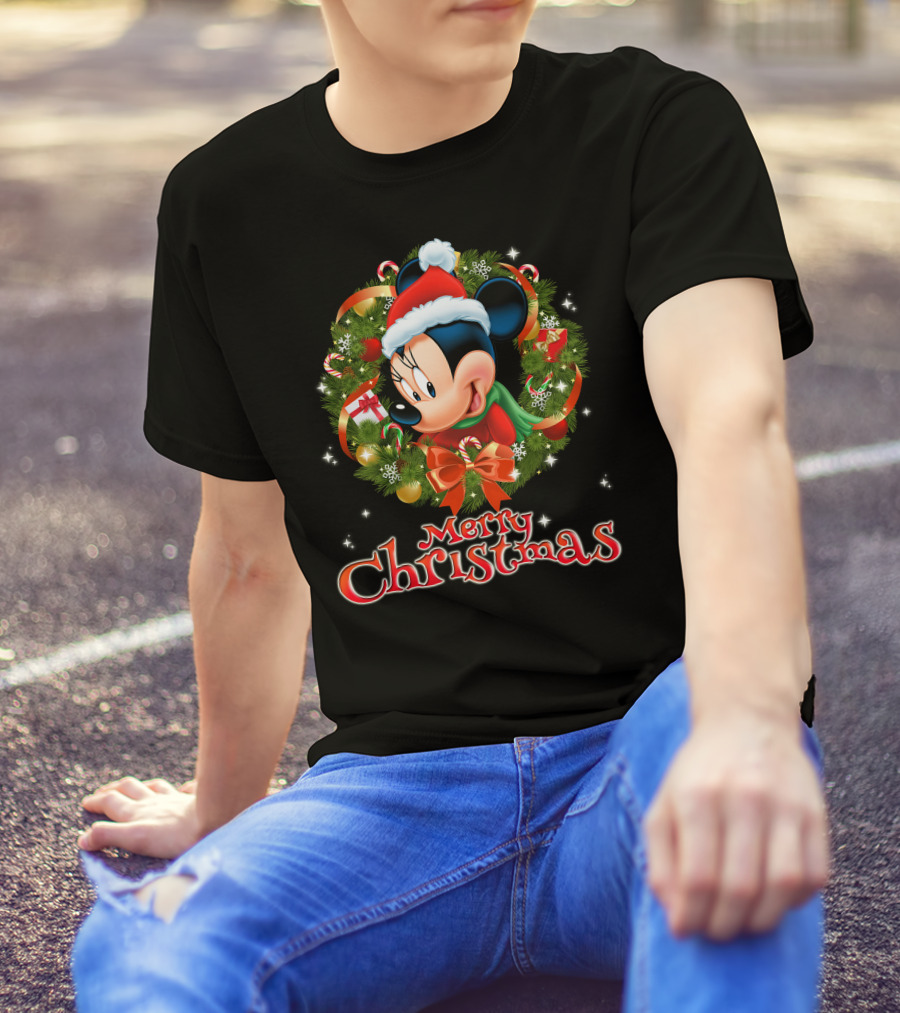 Merry Christmas Minnie Mouse Wreath With Santa Hat And Gifts T-Shirt