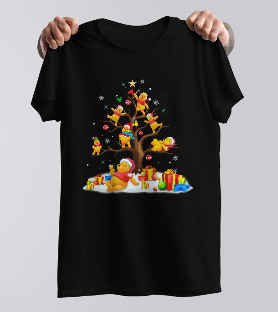 Pooh Bear Christmas Tree With Santa Hat And Presents T-Shirt