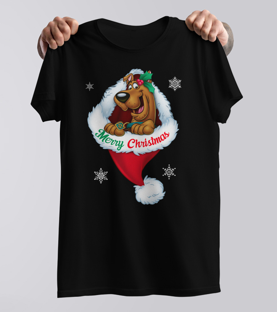 Scooby Doo Merry Christmas Snowflakes Santa Hat T-Shirt