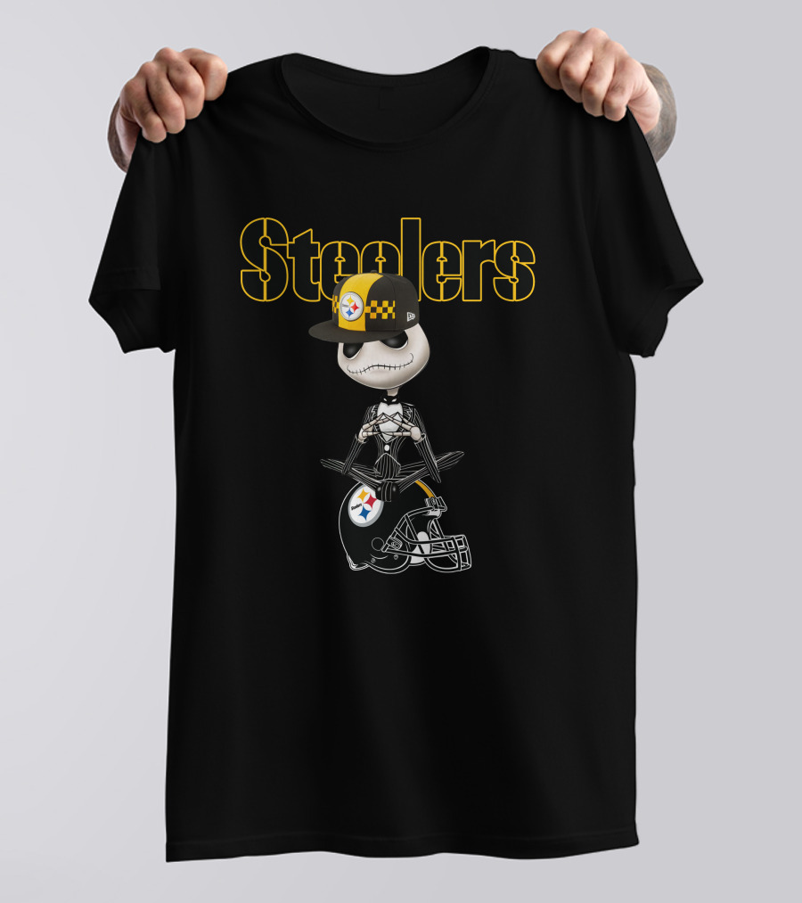 Steelers Jack Skellington With Pittsburgh Football Helmet And Cap T-Shirt