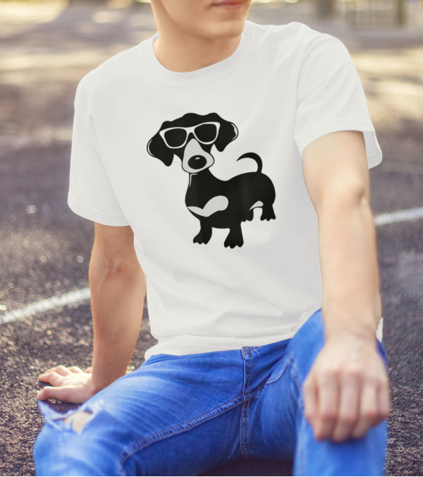 Cool Dachshund With Stylish Sunglasses T-Shirt