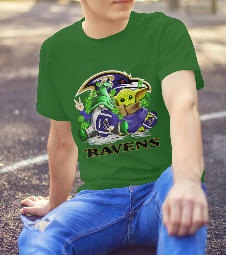 Baltimore Ravens St. Patrick's Day Football Gnome And Baby Alien With Shamrocks T-Shirt