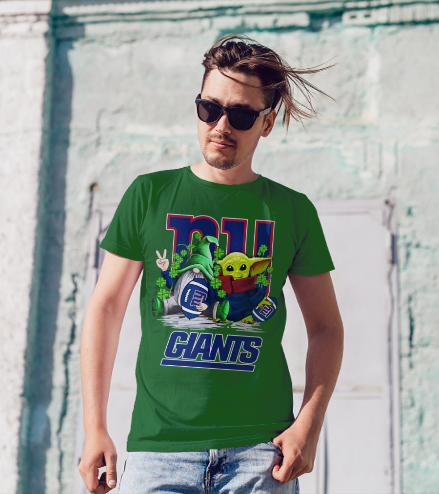New York Giants Football St. Patrick's Day Gnome And Yoda T-Shirt