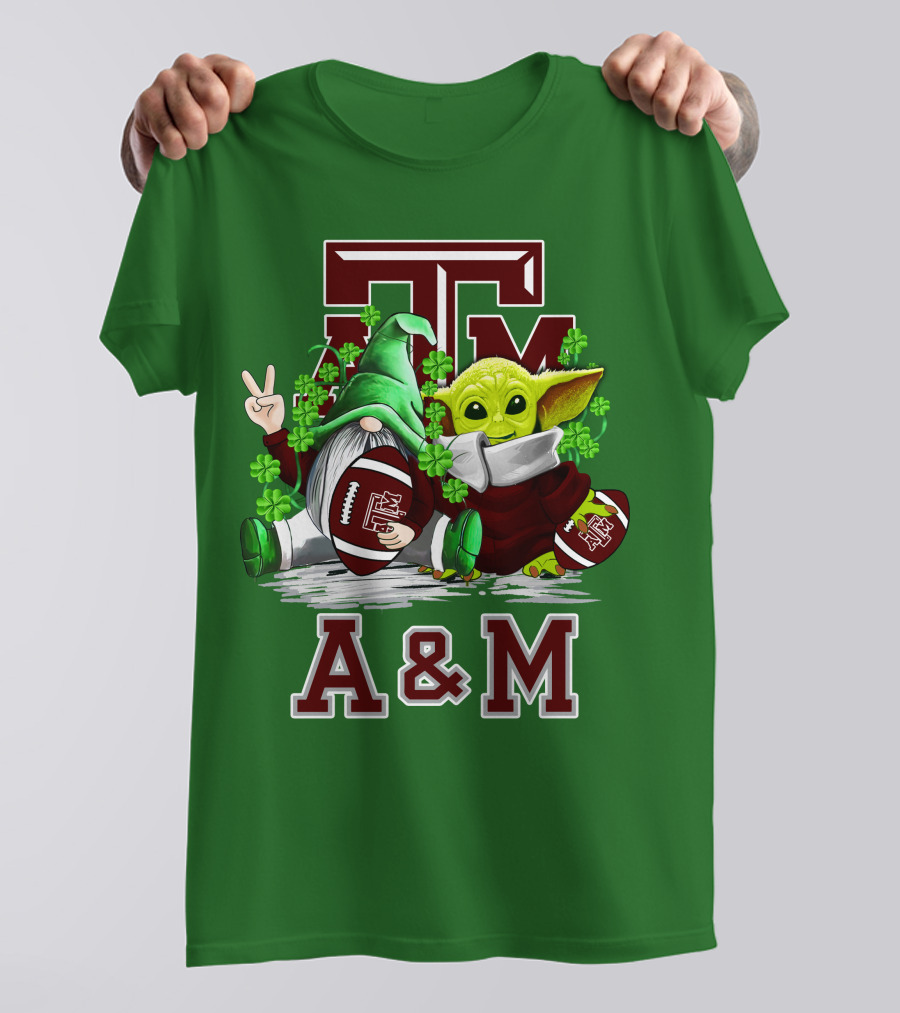 Texas A&M Aggies Football St. Patrick’s Day Gnome And Baby Alien With Shamrocks T-Shirt