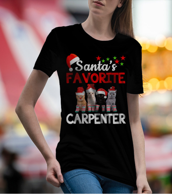Funny Cat Santas Favorite Carpenter Kittens In Christmas Hats And Stockings T-Shirt