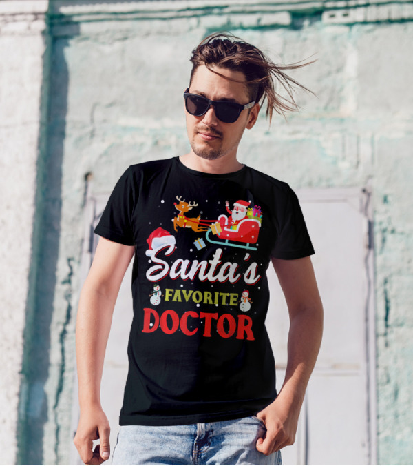 Santa's Sleigh Ride Favorite Doctor Snowflakes Reindeer T-Shirt