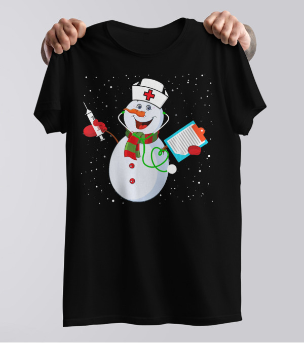 Christmas Snowman Nurse Holding Syringe And Clipboard T-Shirt