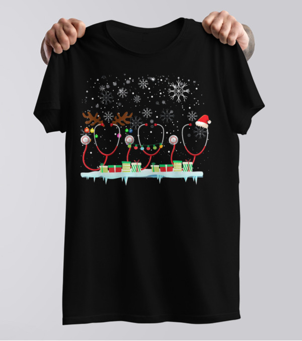 Christmas Nurse Doctor Life Medical Stethoscope Snowflakes Reindeer Hat T-Shirt