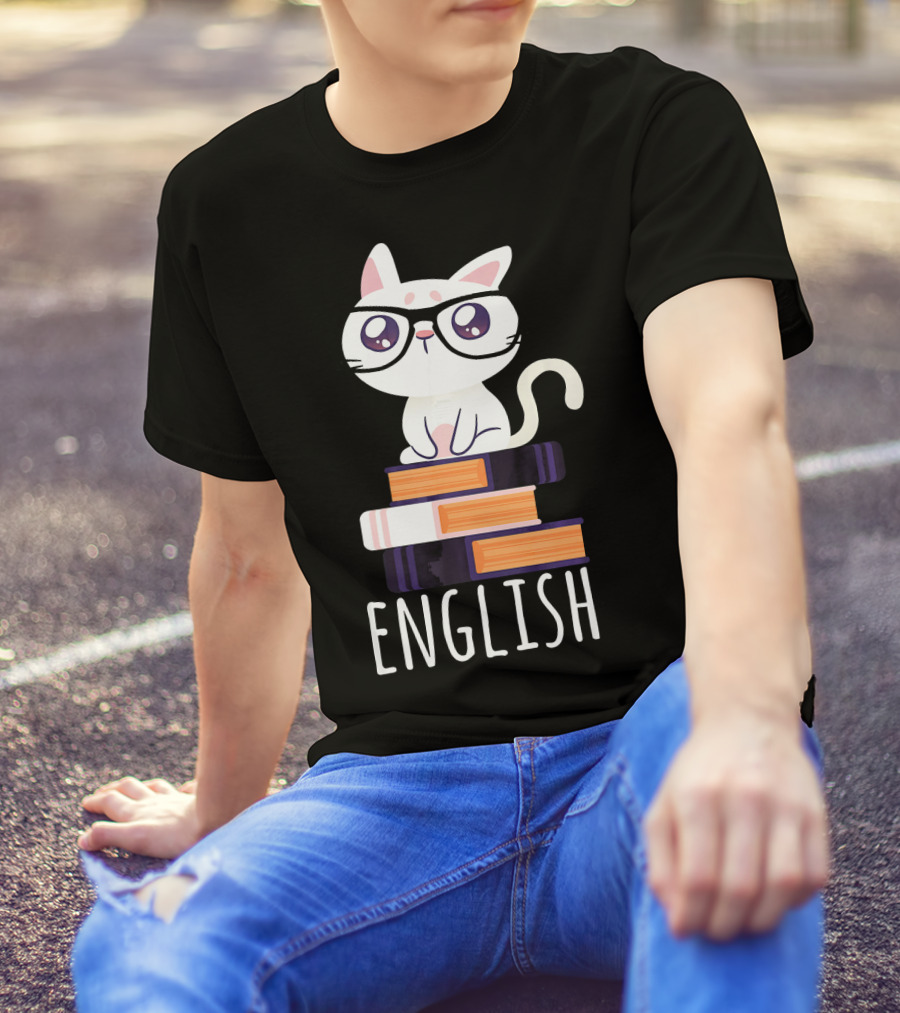 Funny Cat Book Lover Nerd English Cat On Books T-Shirt