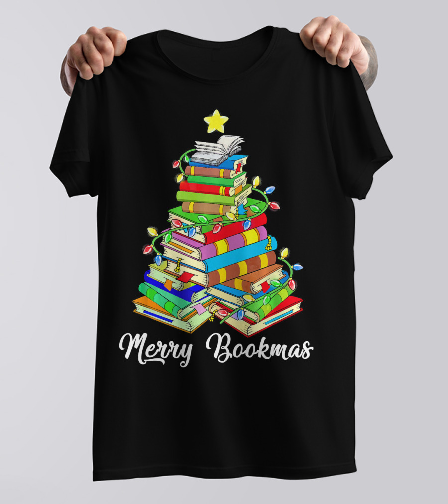 Merry Bookmas Books Christmas Tree Reading Lights T-Shirt